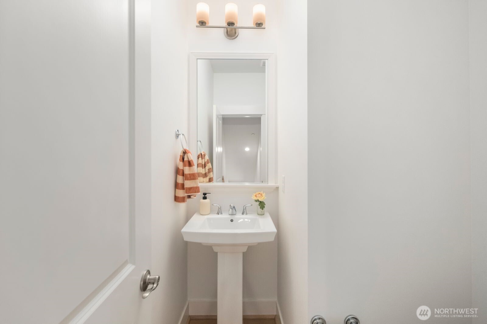 26602 NE Big Rock Rd #104, Duvall, WA 98019