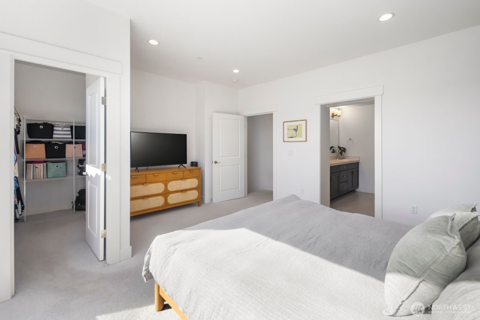 26602 NE Big Rock Rd #104, Duvall, WA 98019