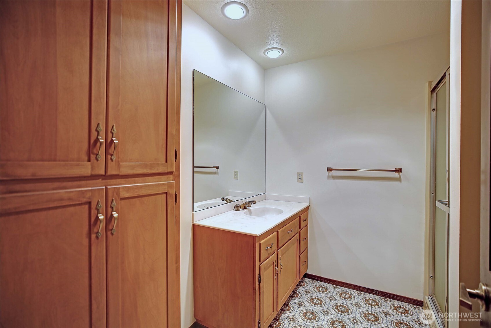 45249 North Brooks Road , Concrete, WA 98327