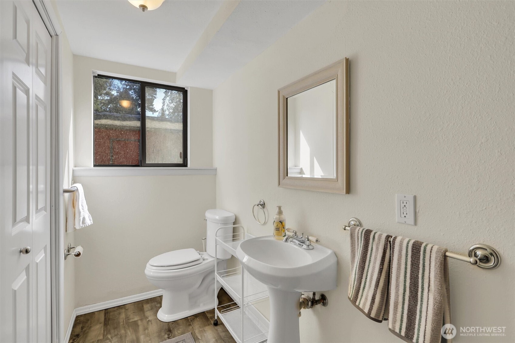 14005 20th Place W, Lynnwood, WA 98087