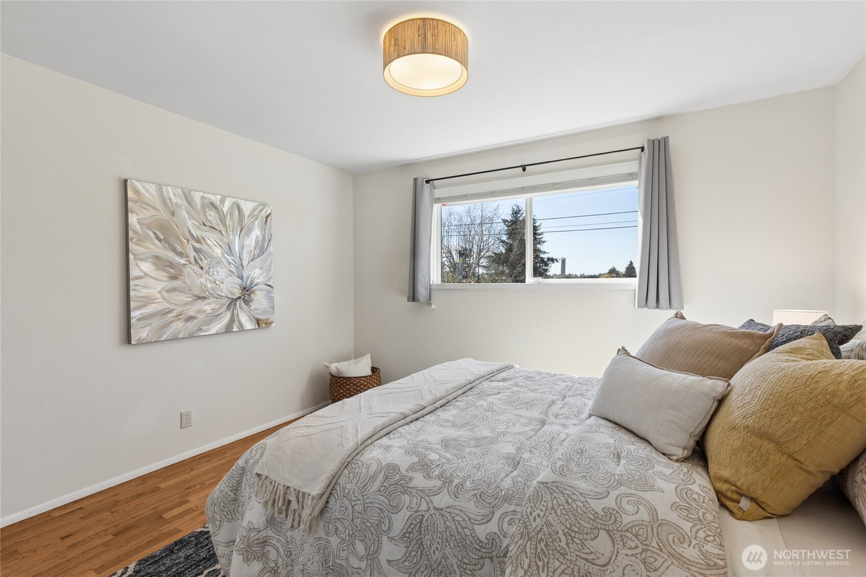 1023 S Orchard Street , Tacoma, WA 98465