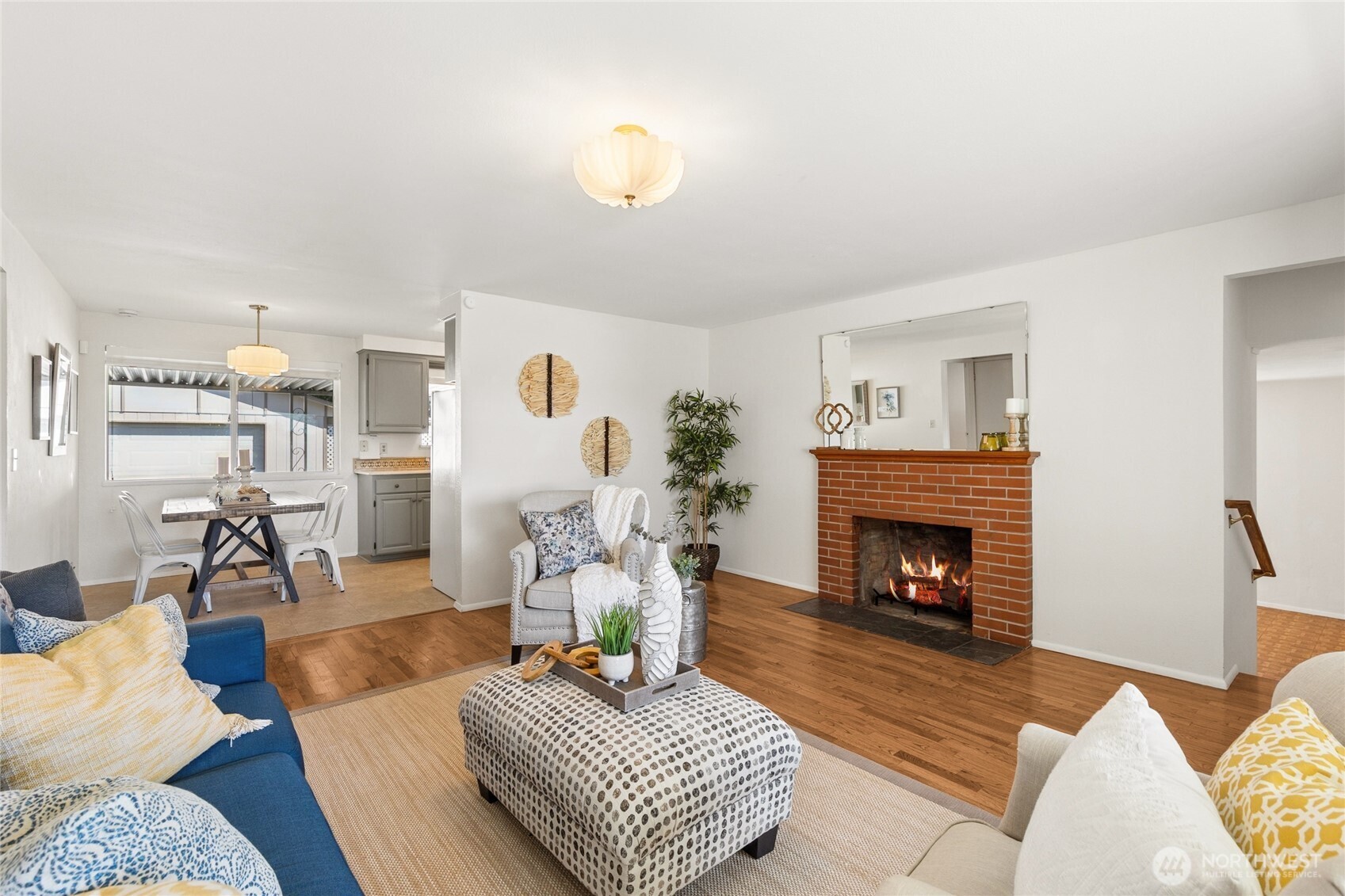 1023 S Orchard Street , Tacoma, WA 98465