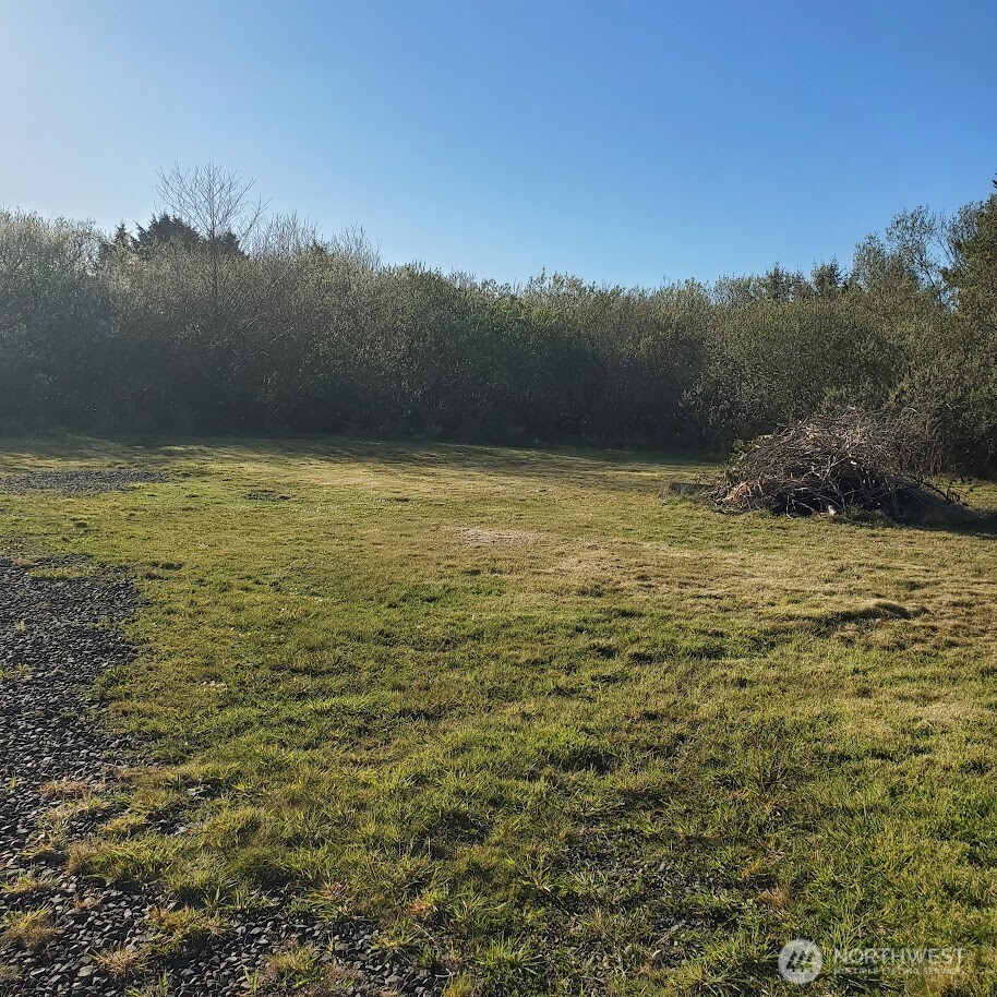 13 Chickamin Avenue , Ocean Shores, WA 98569