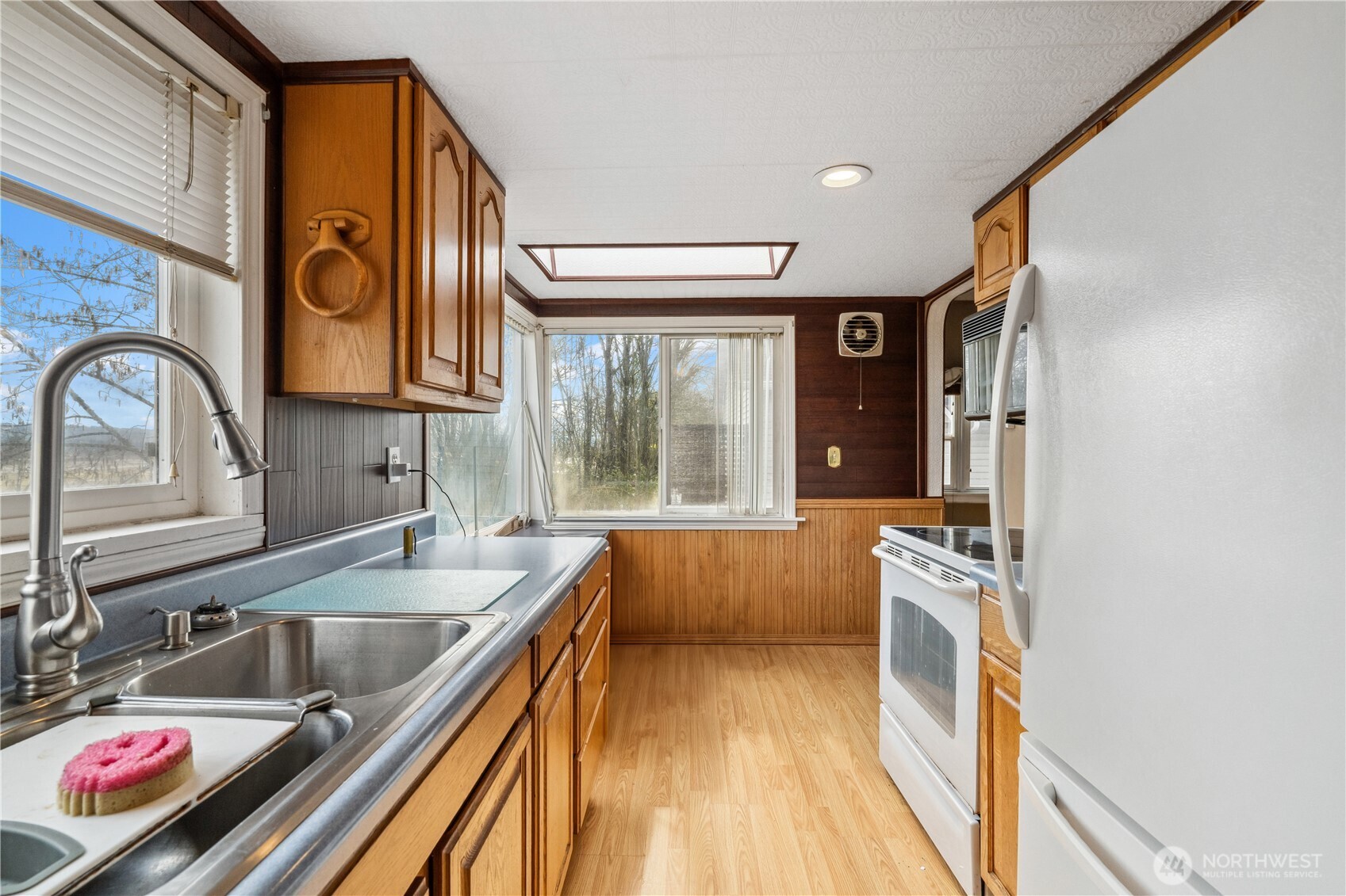 2113 E grand Avenue , Everett, WA 98201