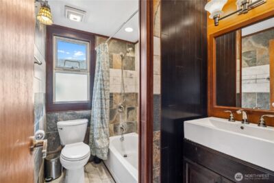 2113 E grand Avenue , Everett, WA 98201 - Photo 11