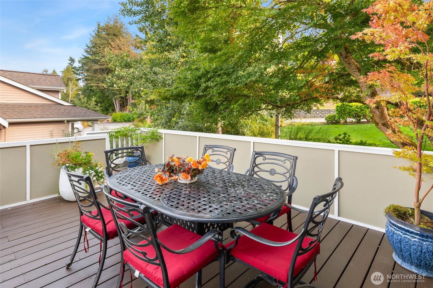 9630 NE 35th Place , Clyde Hill, WA 98004