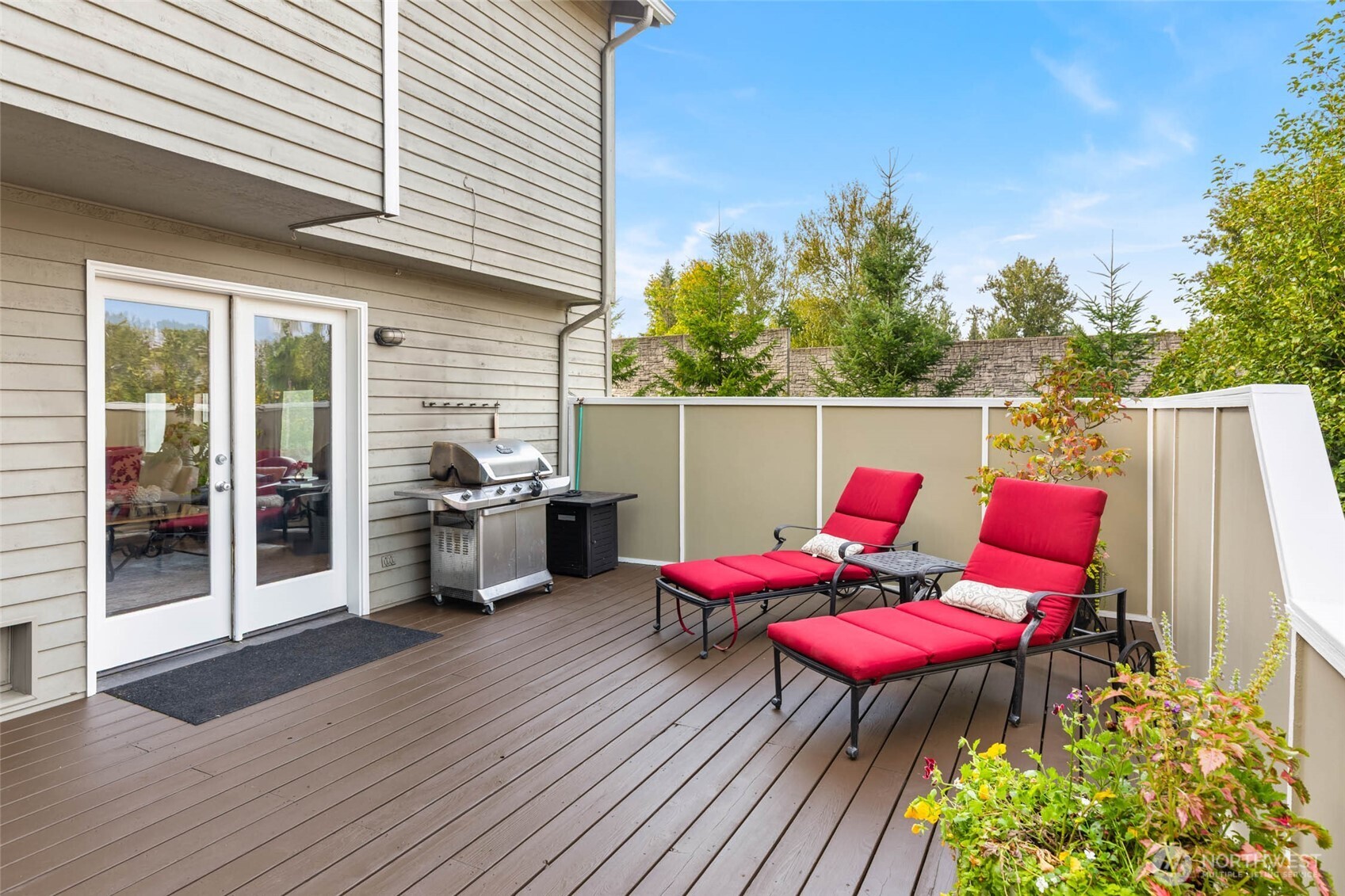 9630 NE 35th Place , Clyde Hill, WA 98004