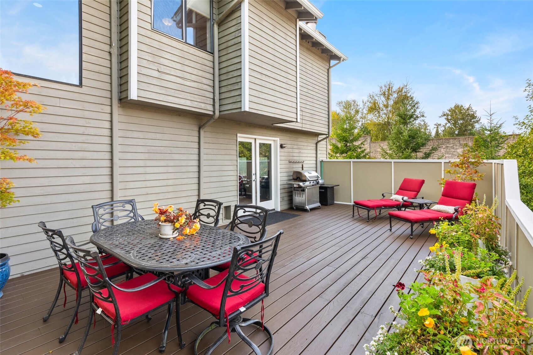 9630 NE 35th Place , Clyde Hill, WA 98004