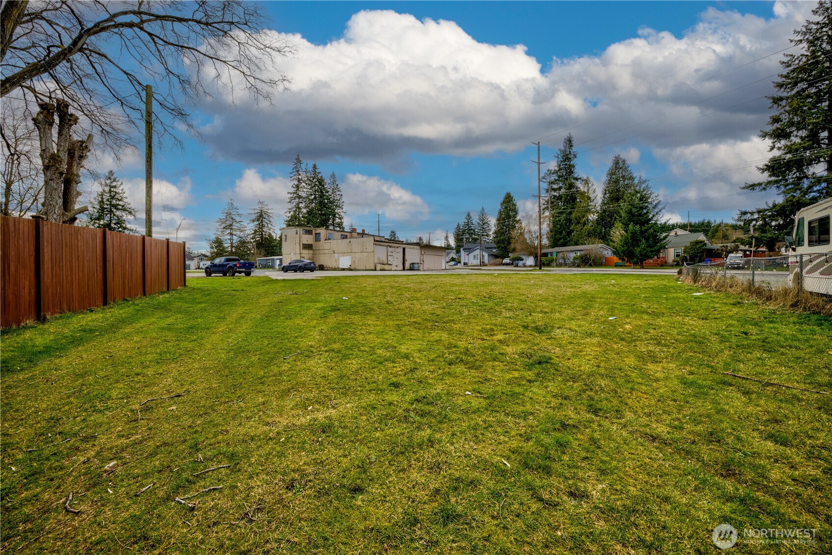 2011 Madison Street , Everett, WA 98203