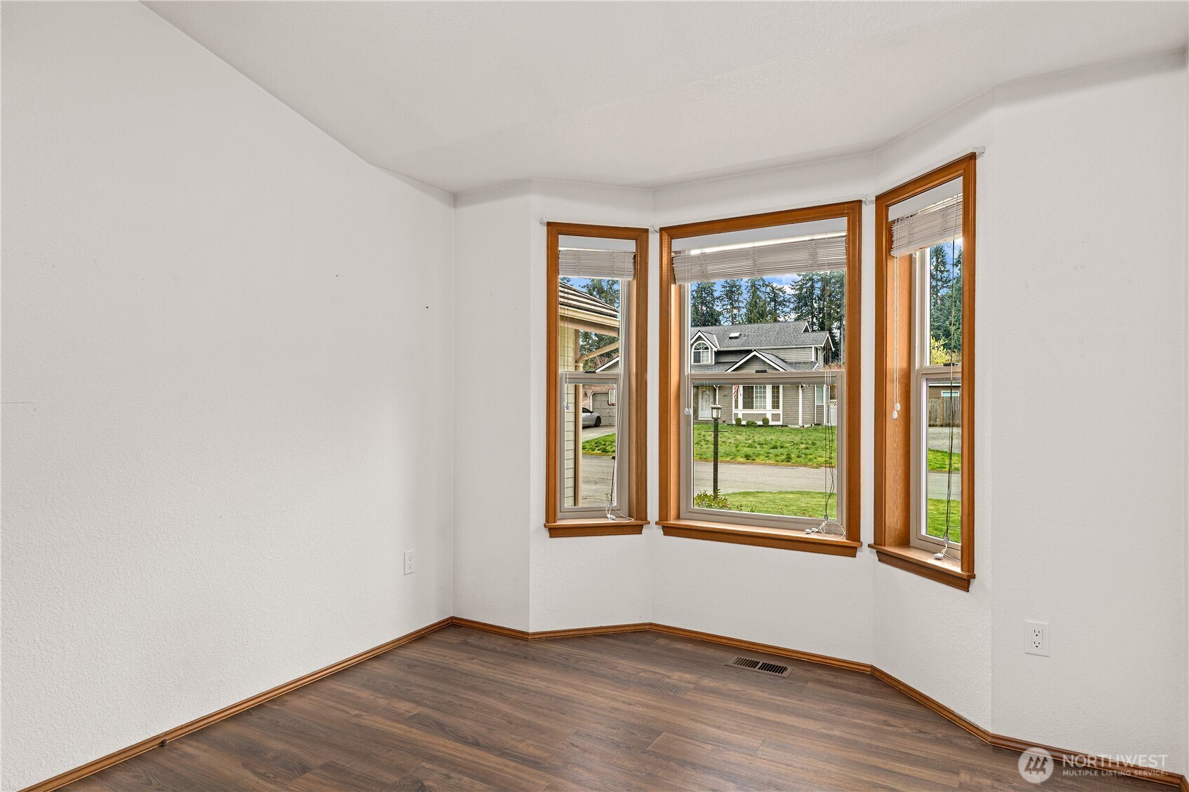 8617 120th Street Ct E, Puyallup, WA 98373