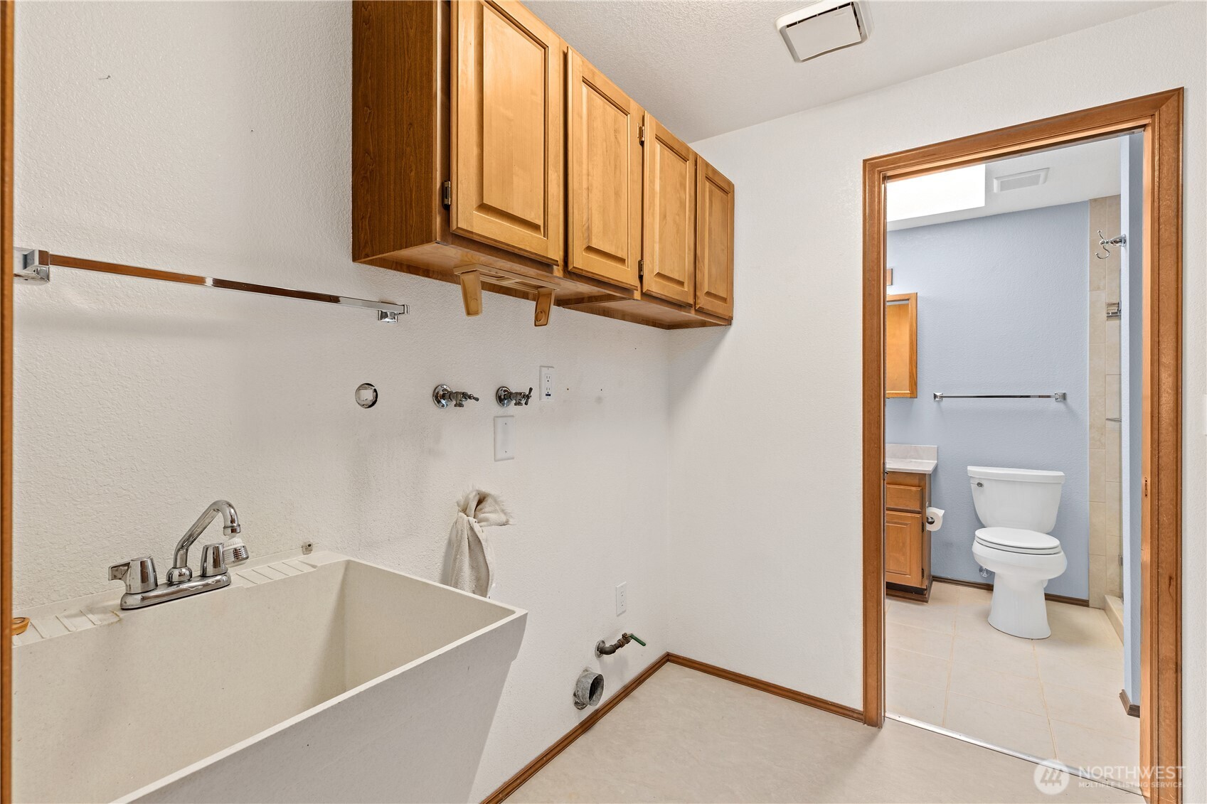 8617 120th Street Ct E, Puyallup, WA 98373