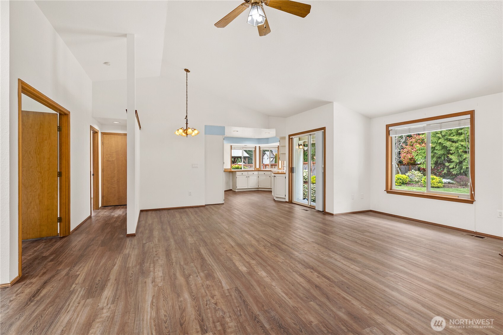 8617 120th Street Ct E, Puyallup, WA 98373