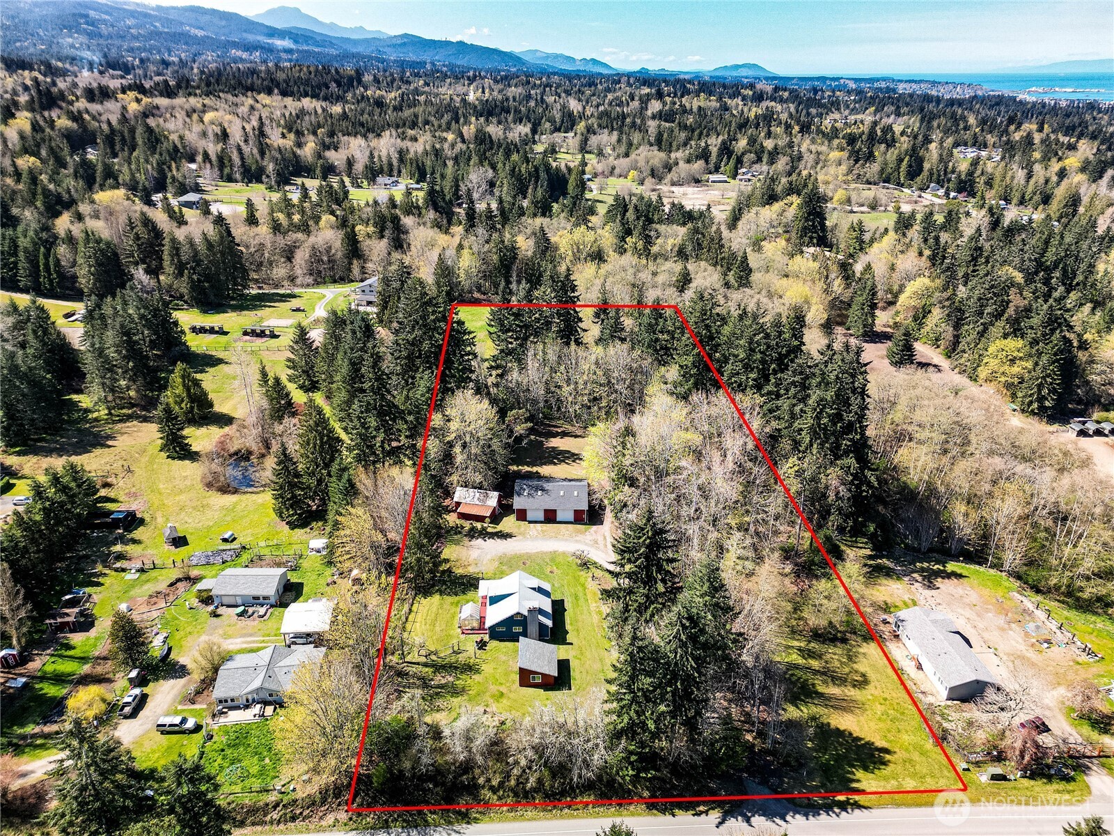1316 Mount Pleasant Road , Port Angeles, WA 98362