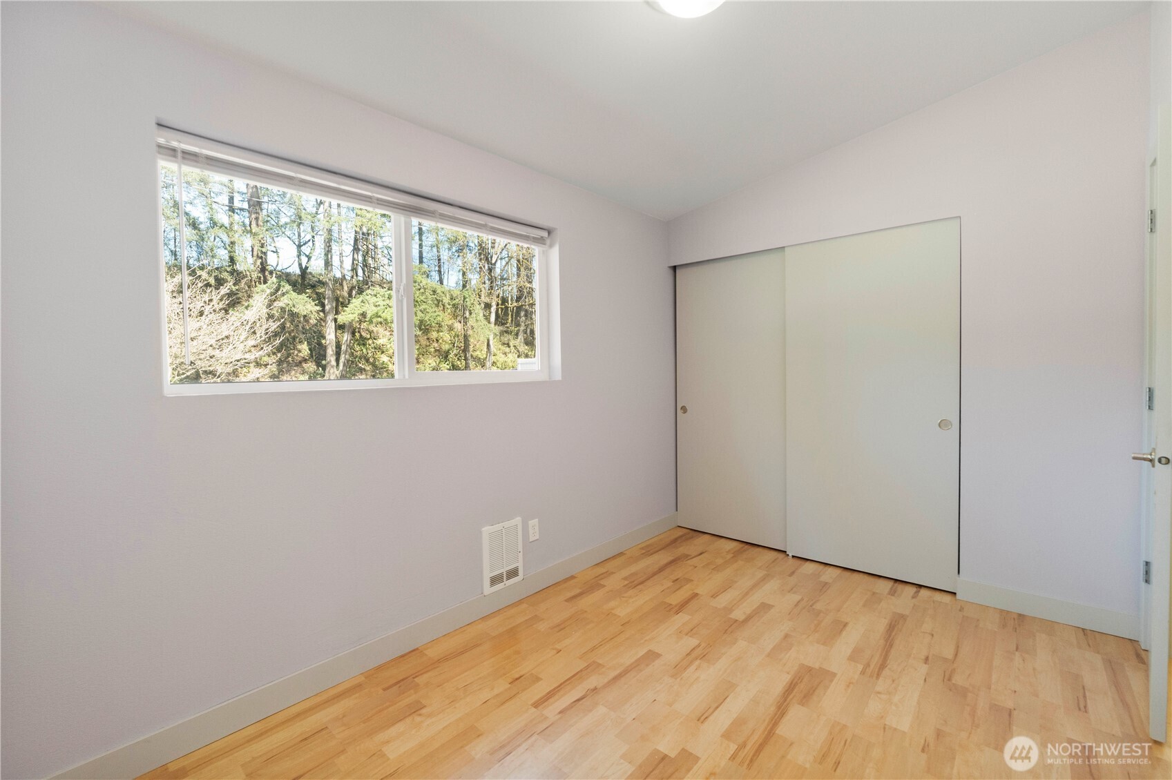 19715 SE Auburn Black Diamond Rd #R, Auburn, WA 98092