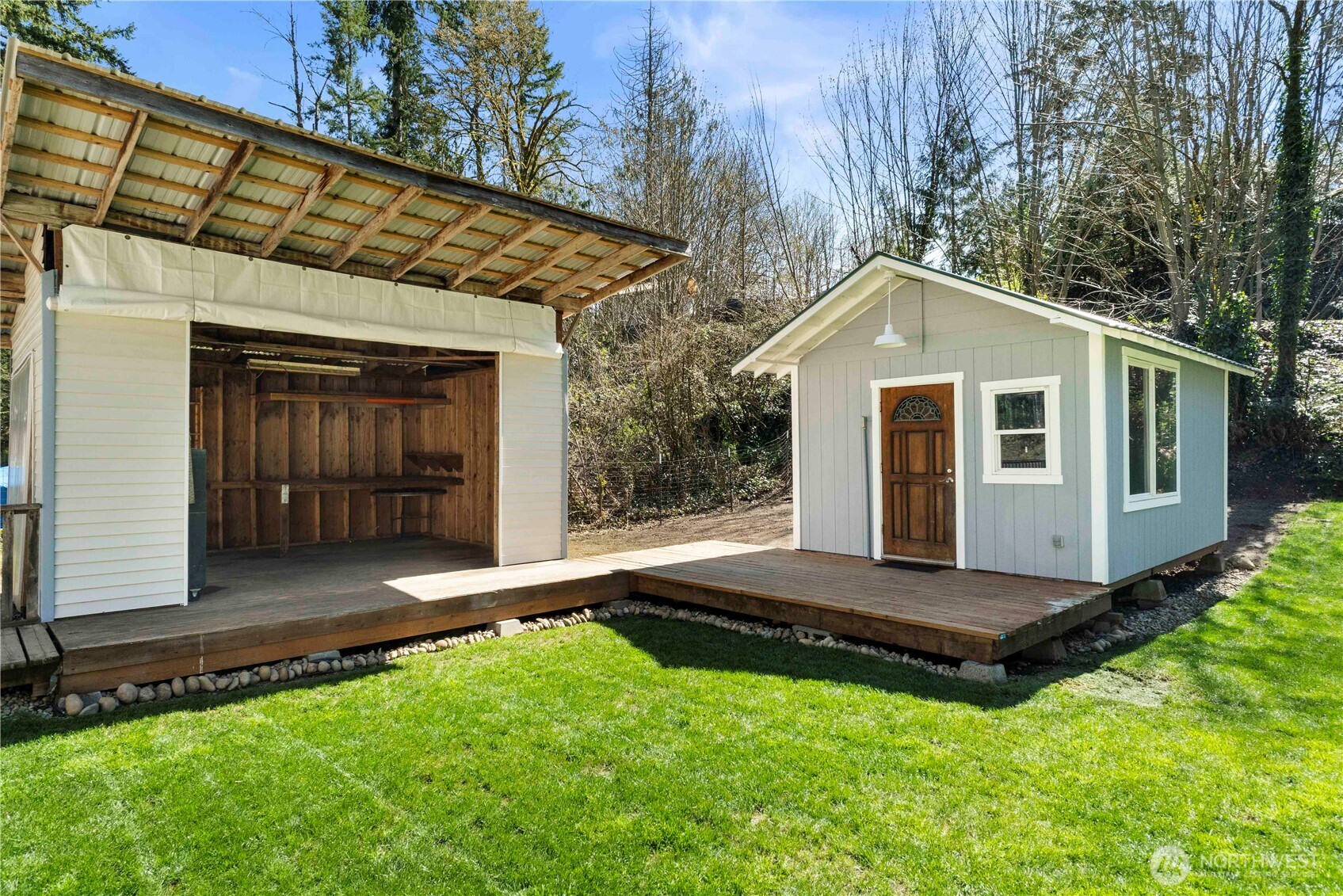 19715 SE Auburn Black Diamond Rd #R, Auburn, WA 98092