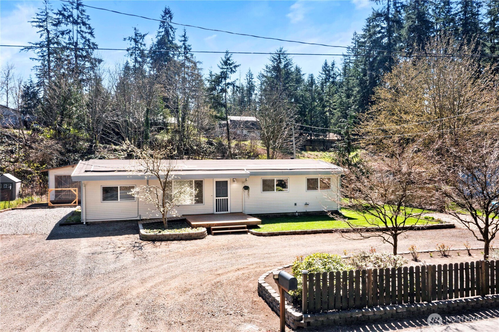 19715 SE Auburn Black Diamond Rd #R, Auburn, WA 98092