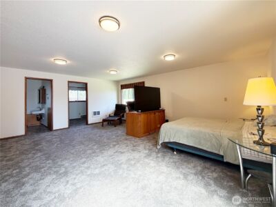 8825 Corbin Drive , Everett, WA 98204 - Photo 12