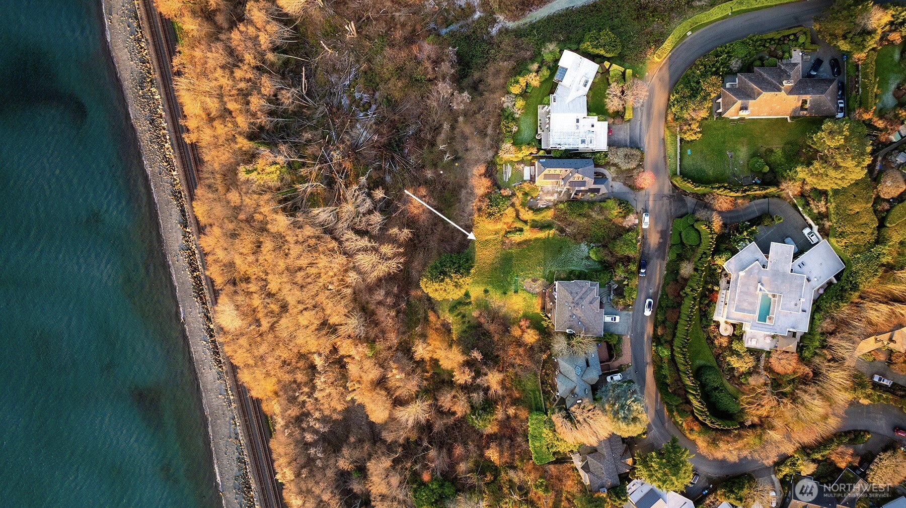 1932 NW Blue Ridge Drive , Seattle, WA 98177