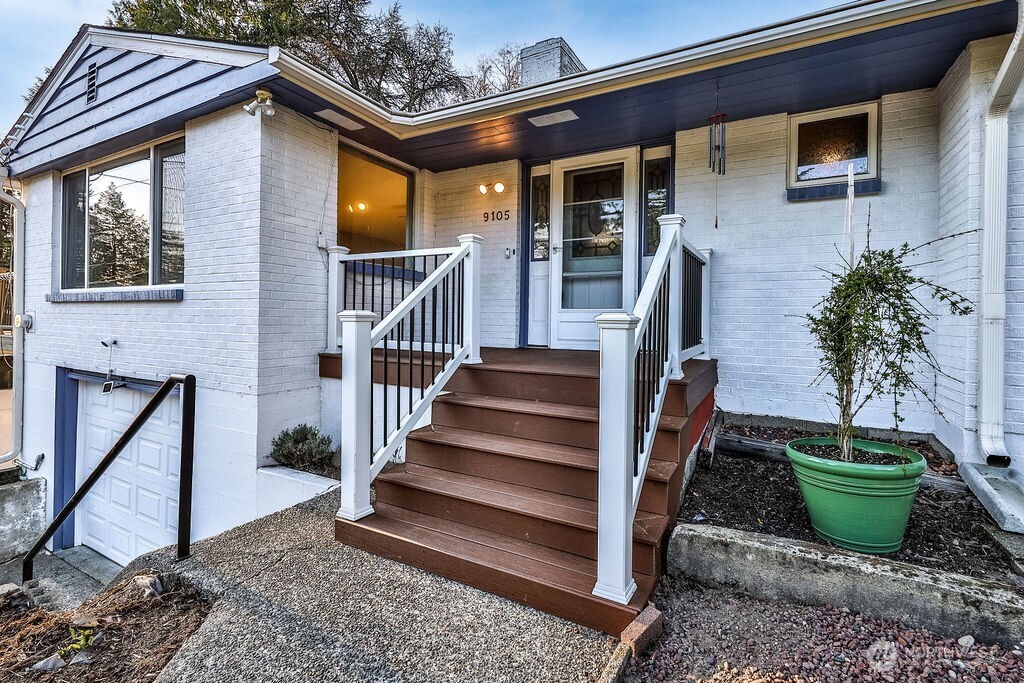 9105 104th Street SW, Lakewood, WA 98498