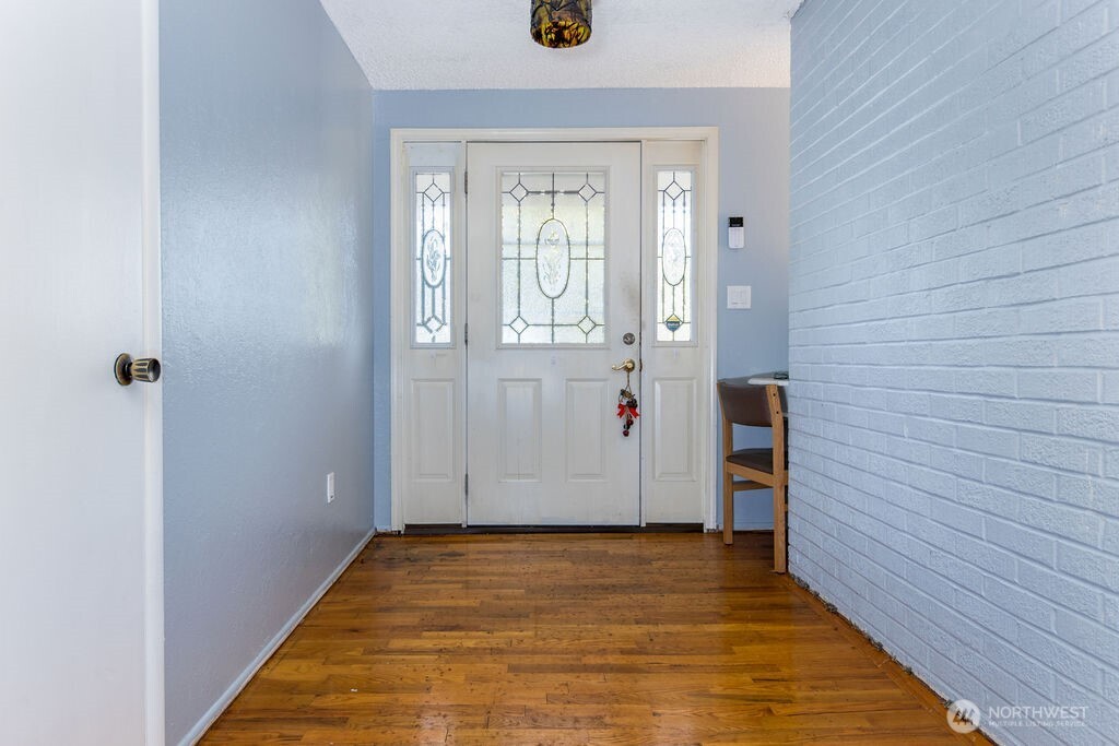 9105 104th Street SW, Lakewood, WA 98498