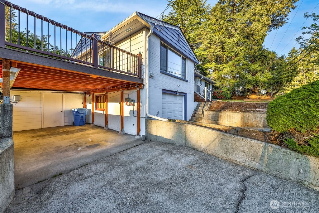 9105 104th Street SW, Lakewood, WA 98498