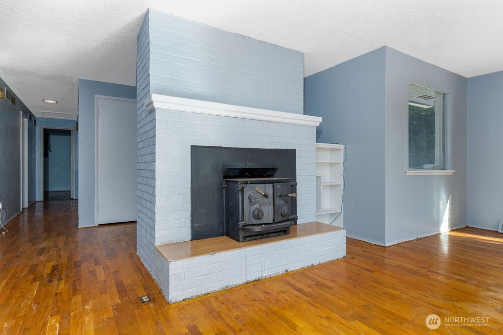 9105 104th Street SW, Lakewood, WA 98498