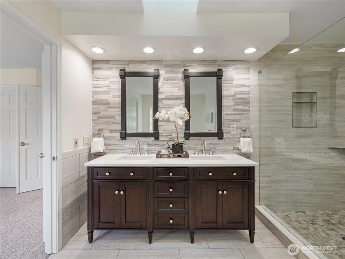 14823 164th Place NE, Woodinville, WA 98072