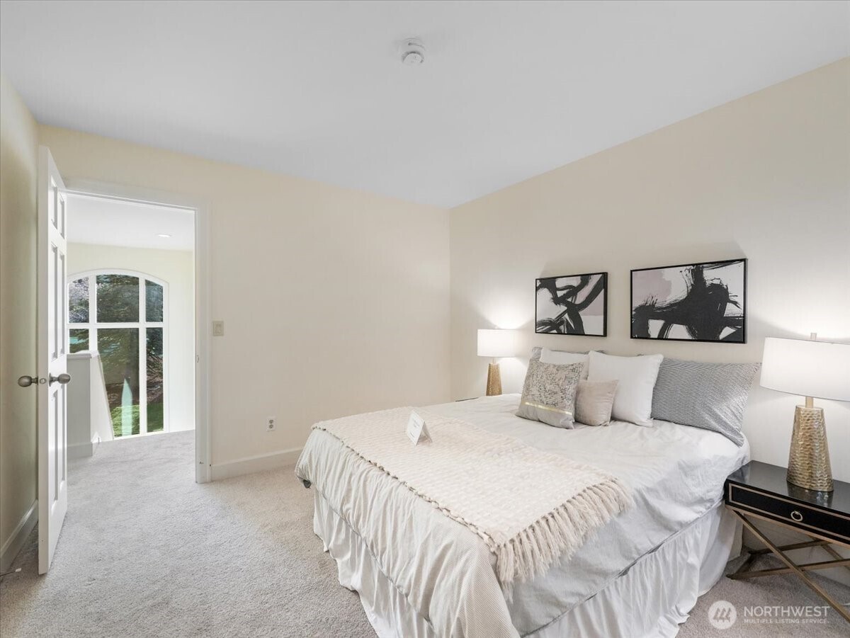 14823 164th Place NE, Woodinville, WA 98072