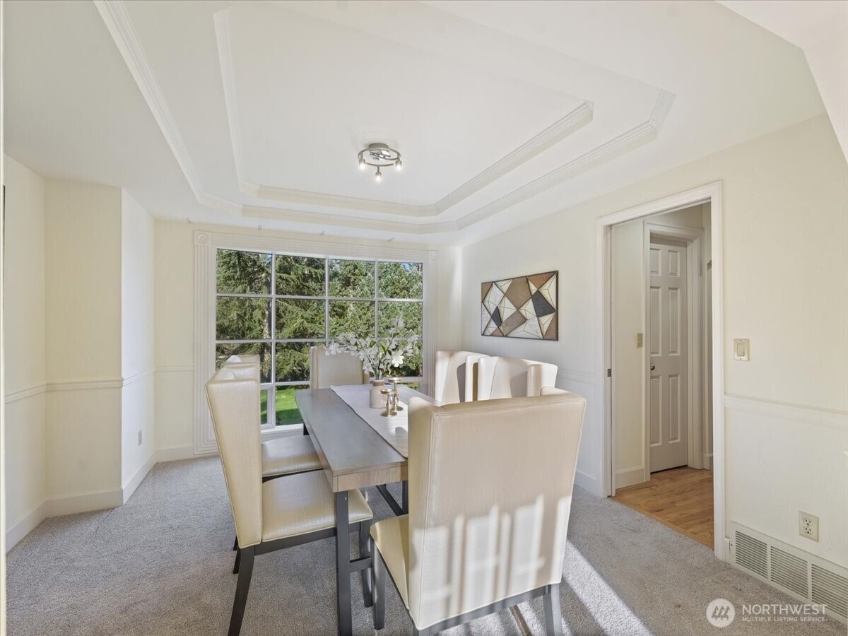 14823 164th Place NE, Woodinville, WA 98072