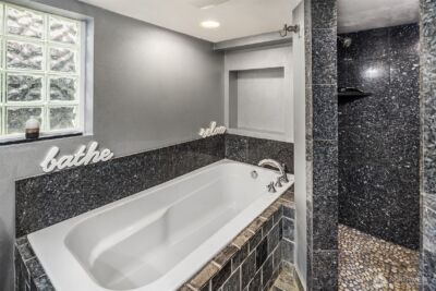 2614 E Pike Street , Seattle, WA 98122 - Photo 16