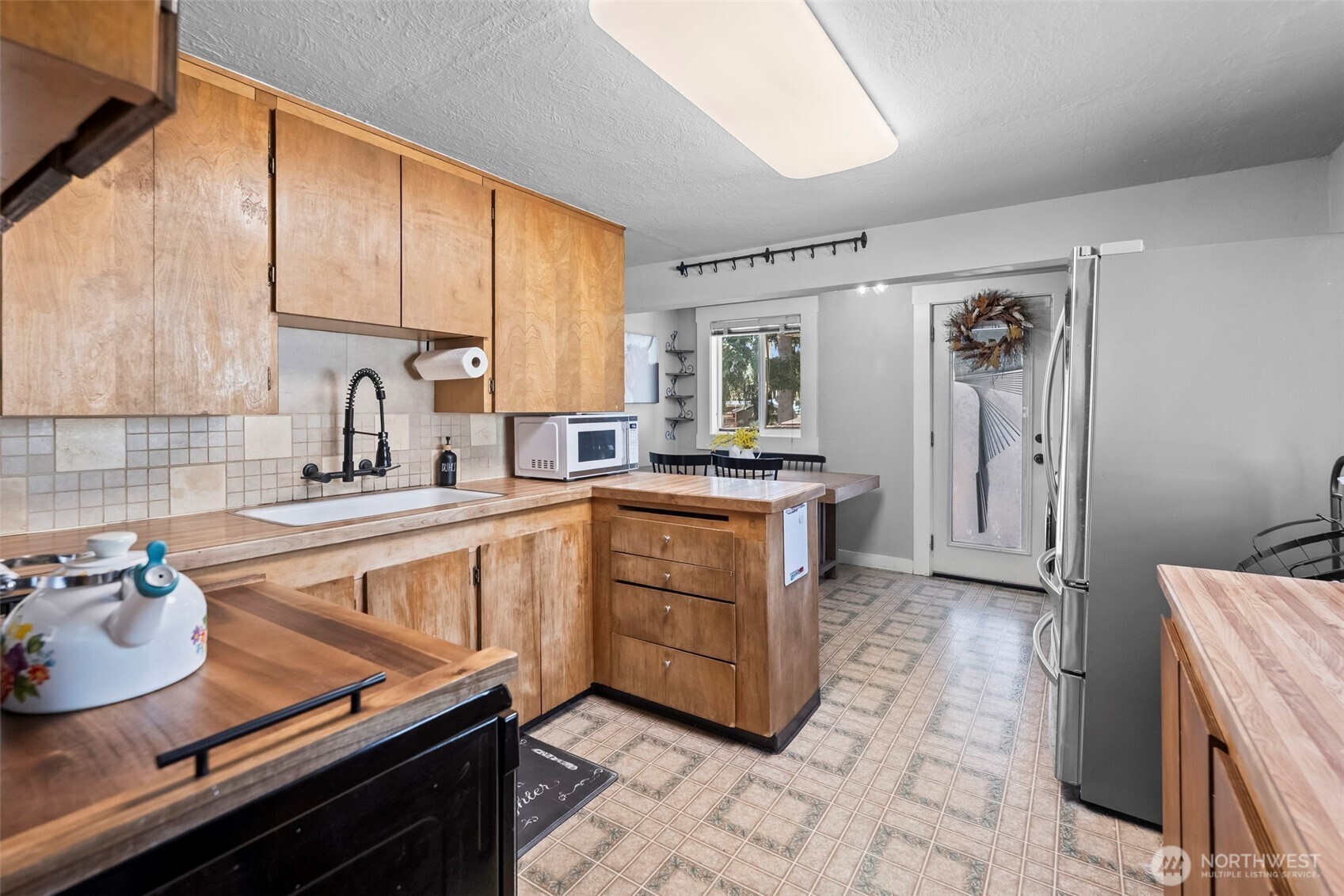 5436 S Thompson Avenue , Tacoma, WA 98408