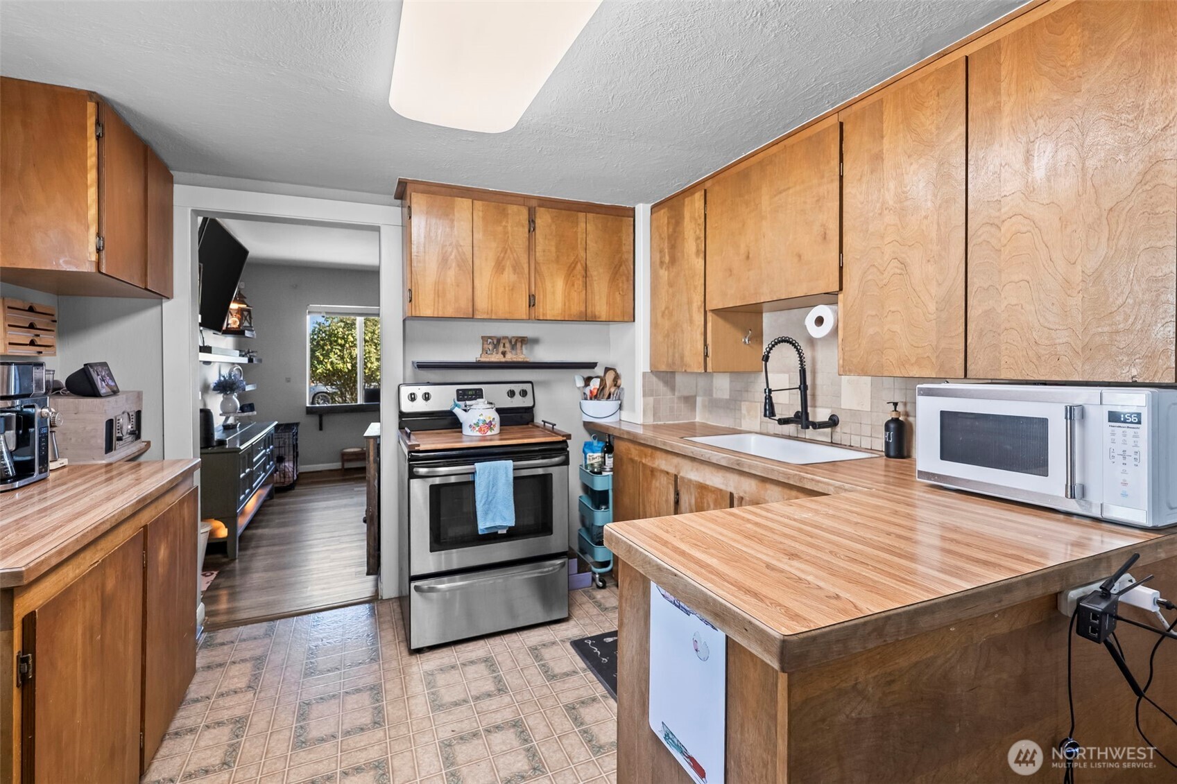 5436 S Thompson Avenue , Tacoma, WA 98408