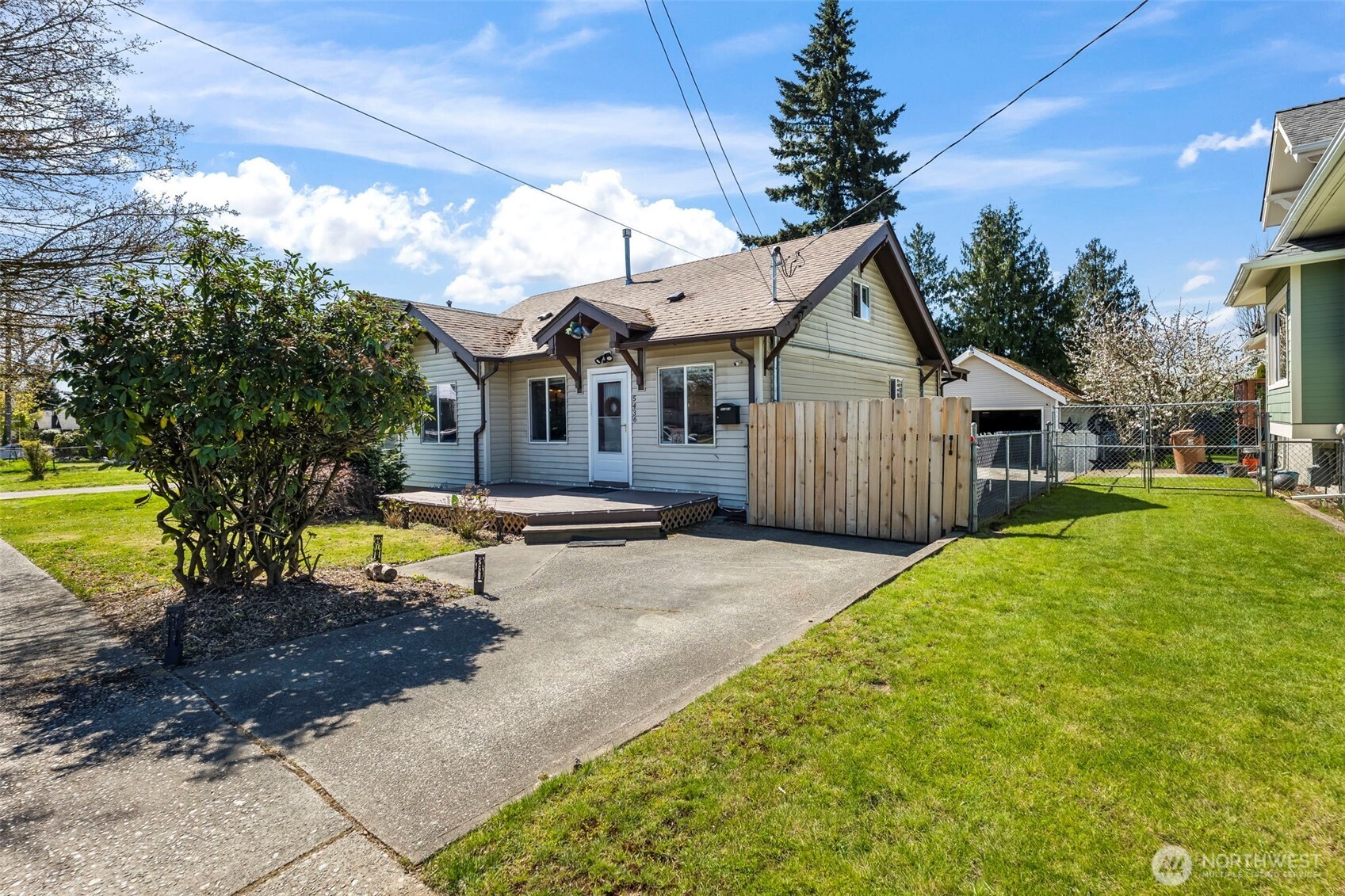 5436 S Thompson Avenue , Tacoma, WA 98408