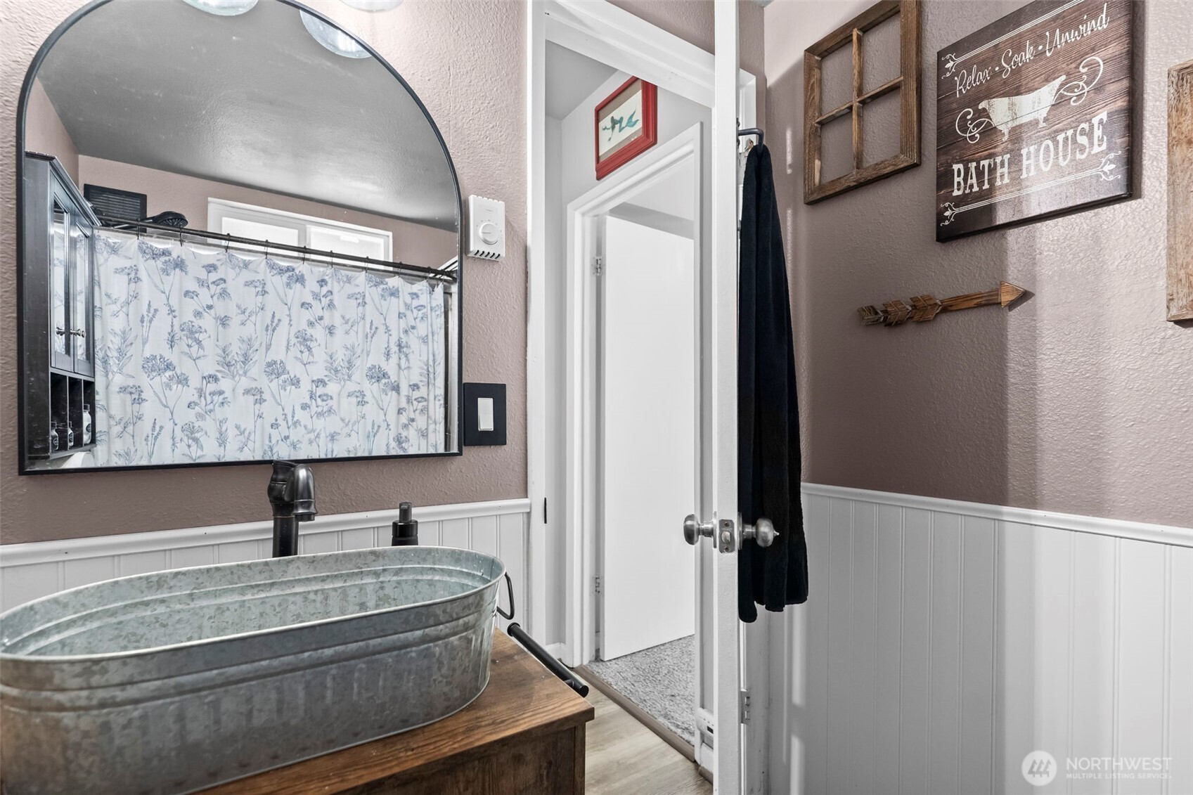 5436 S Thompson Avenue , Tacoma, WA 98408