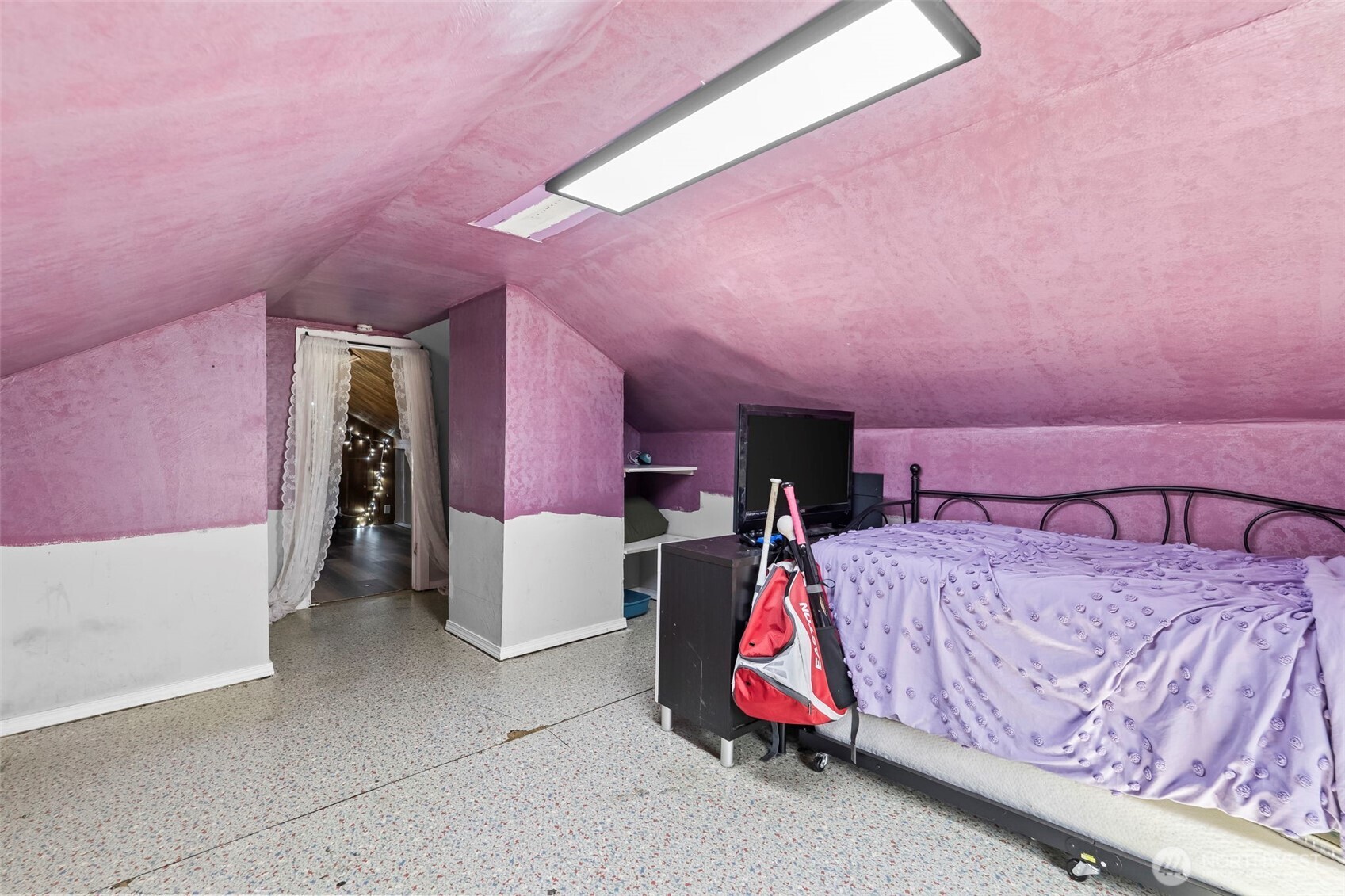 5436 S Thompson Avenue , Tacoma, WA 98408