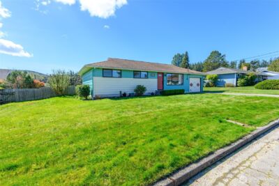 1805 37th Street , Anacortes, WA 98221-4007 - Photo 2