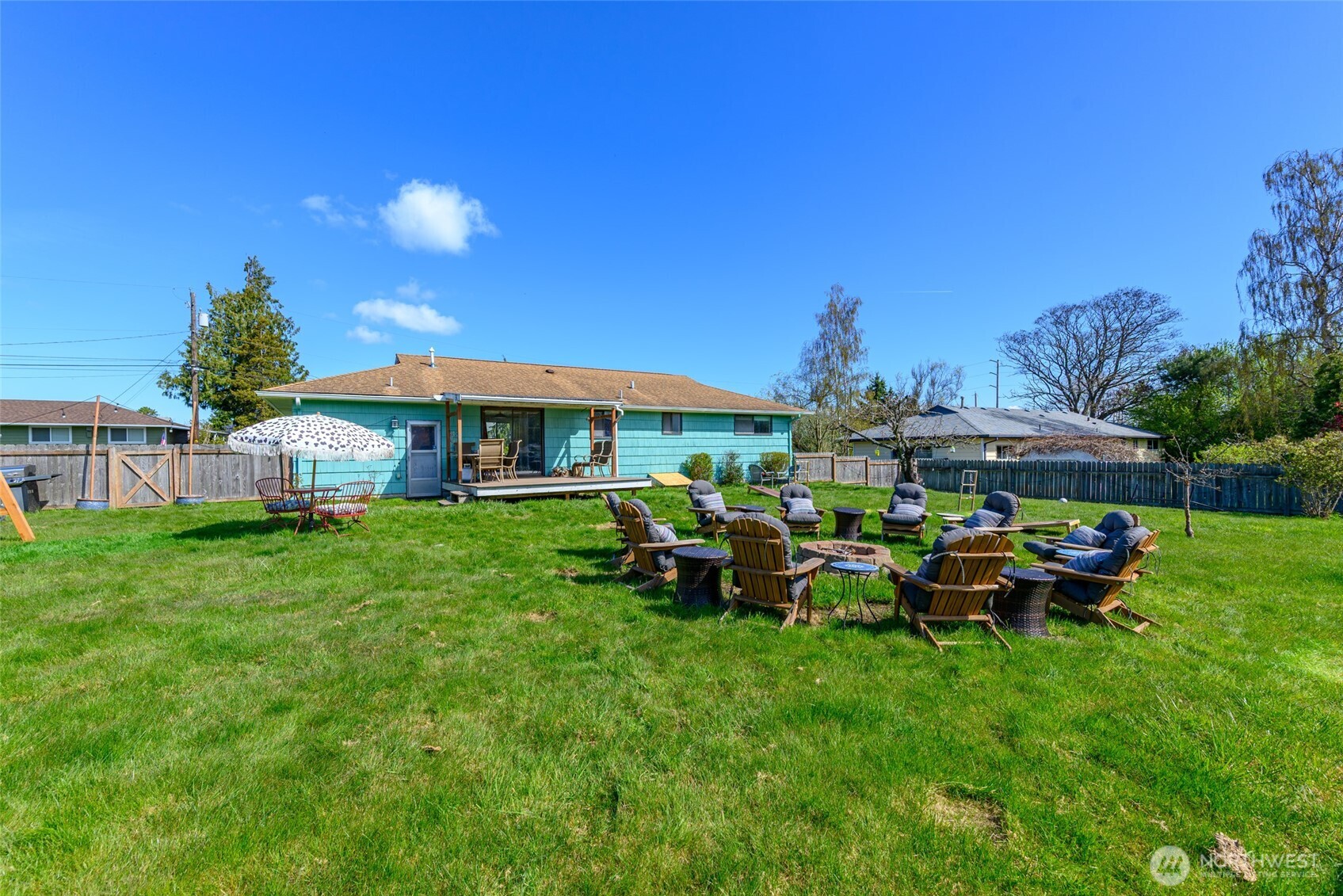 1805 37th Street , Anacortes, WA 98221-4007