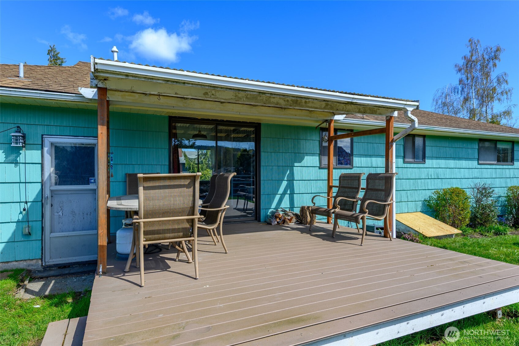 1805 37th Street , Anacortes, WA 98221-4007