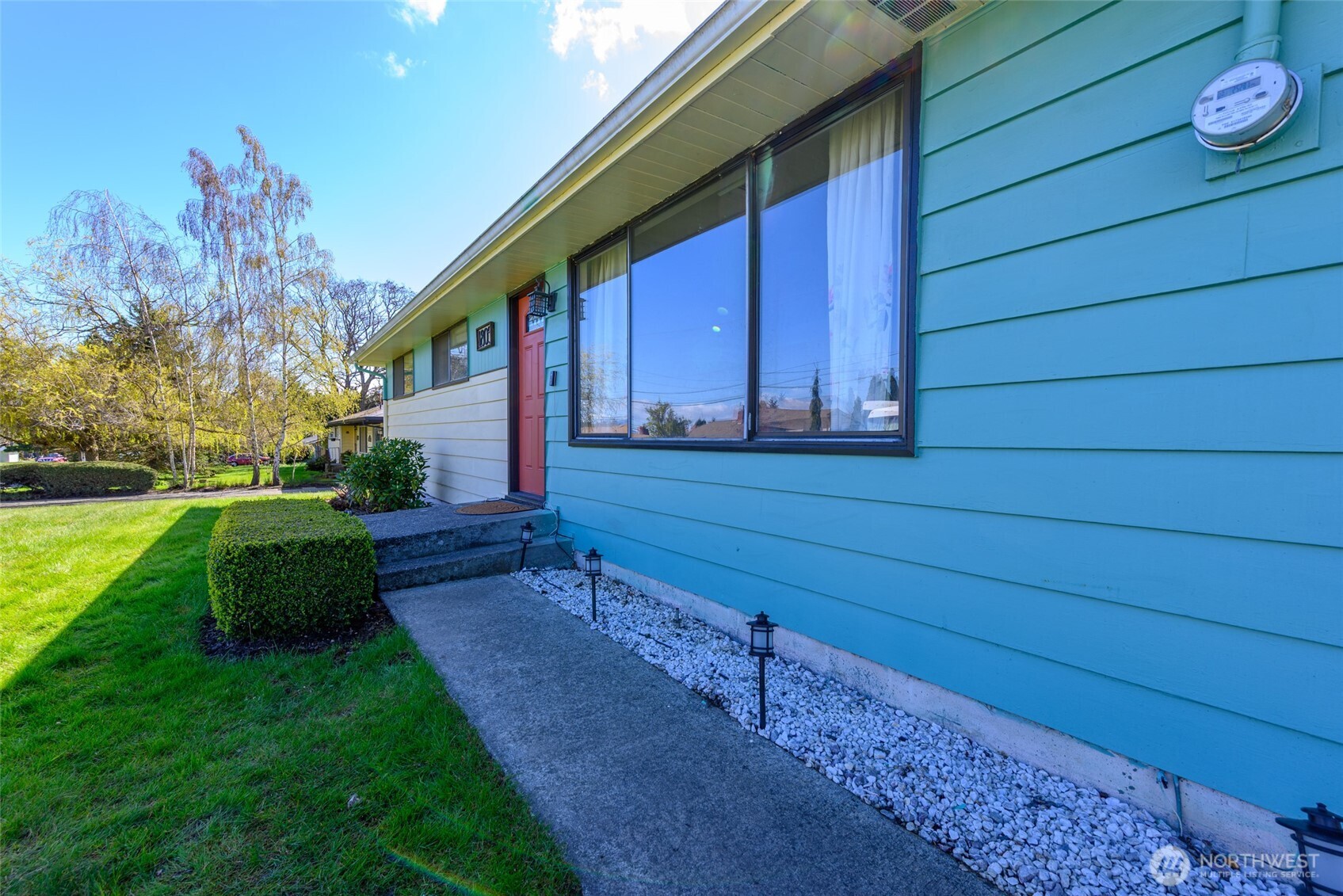 1805 37th Street , Anacortes, WA 98221-4007