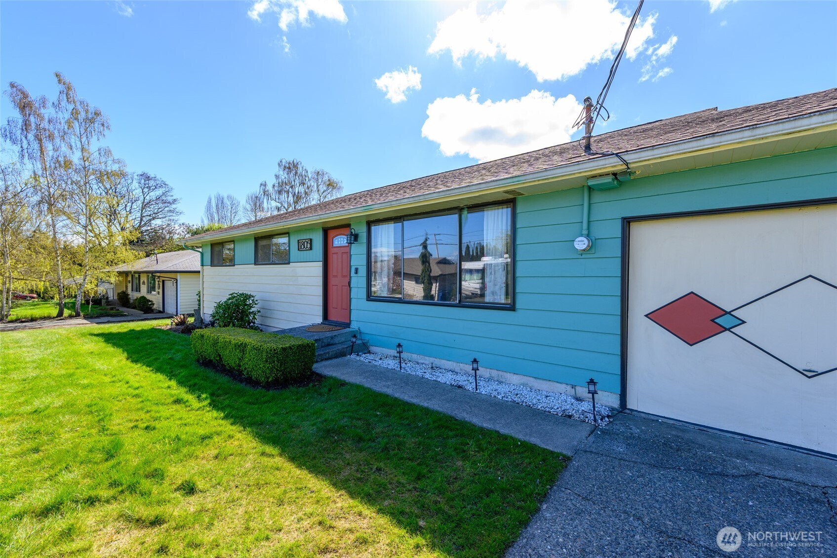 1805 37th Street , Anacortes, WA 98221-4007