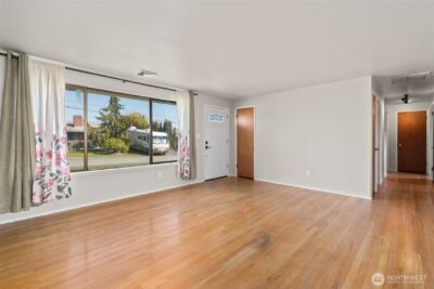 1805 37th Street , Anacortes, WA 98221-4007 - Photo 10