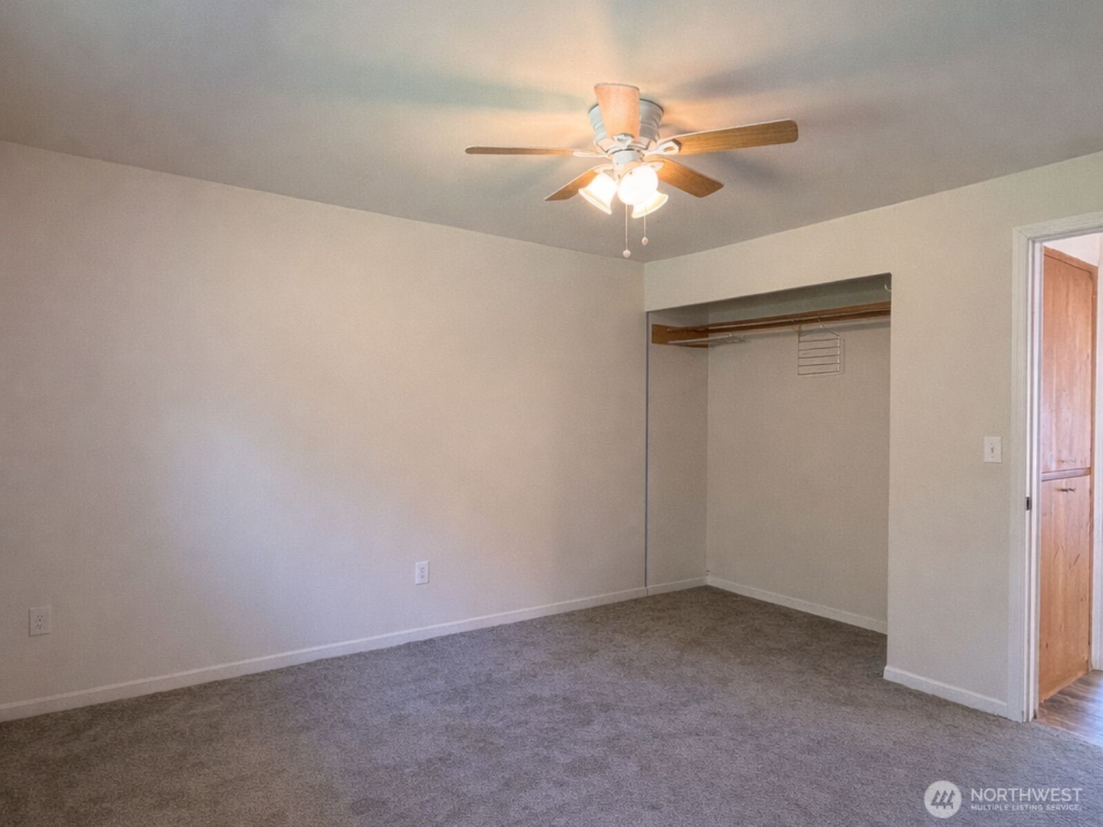 100 Hillcrest Drive , Elma, WA 98541