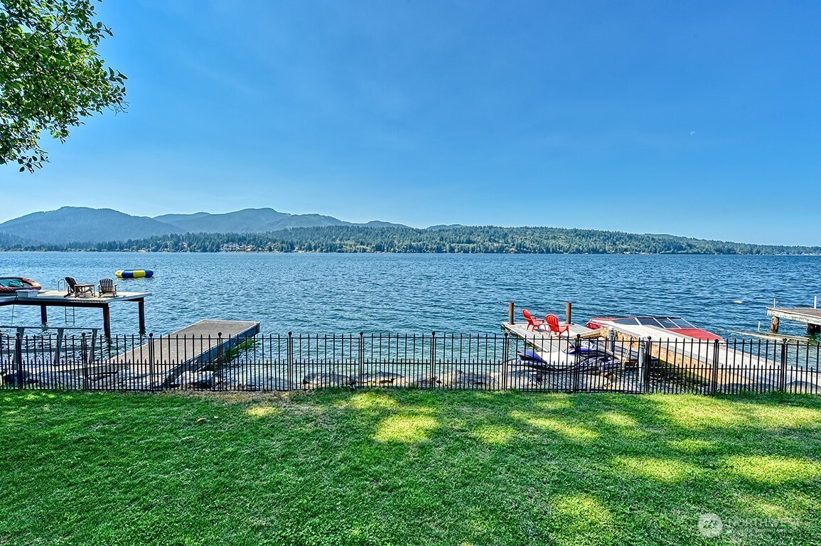 3042 Northshore Road , Bellingham, WA 98226