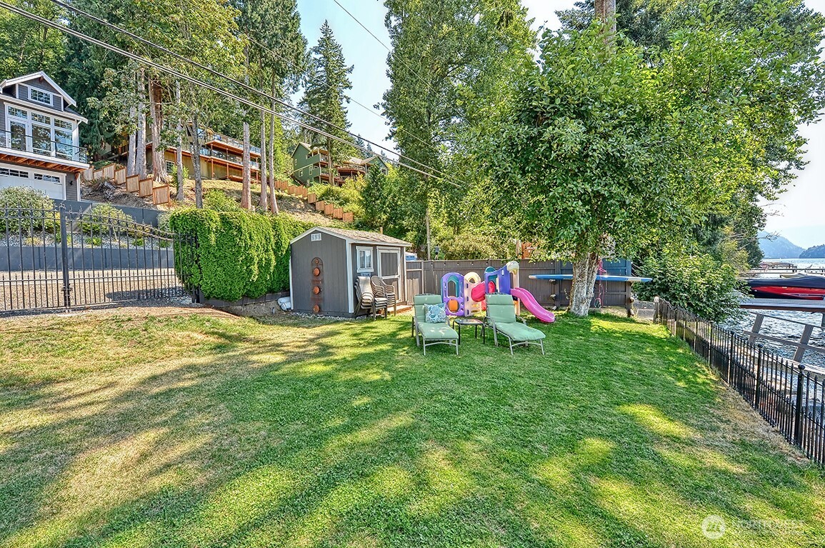 3042 Northshore Road , Bellingham, WA 98226