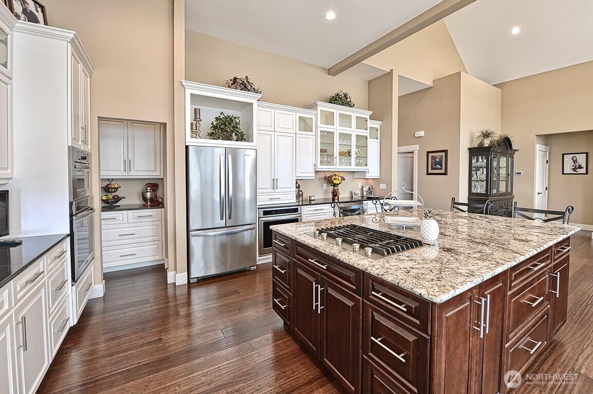 3042 Northshore Road , Bellingham, WA 98226