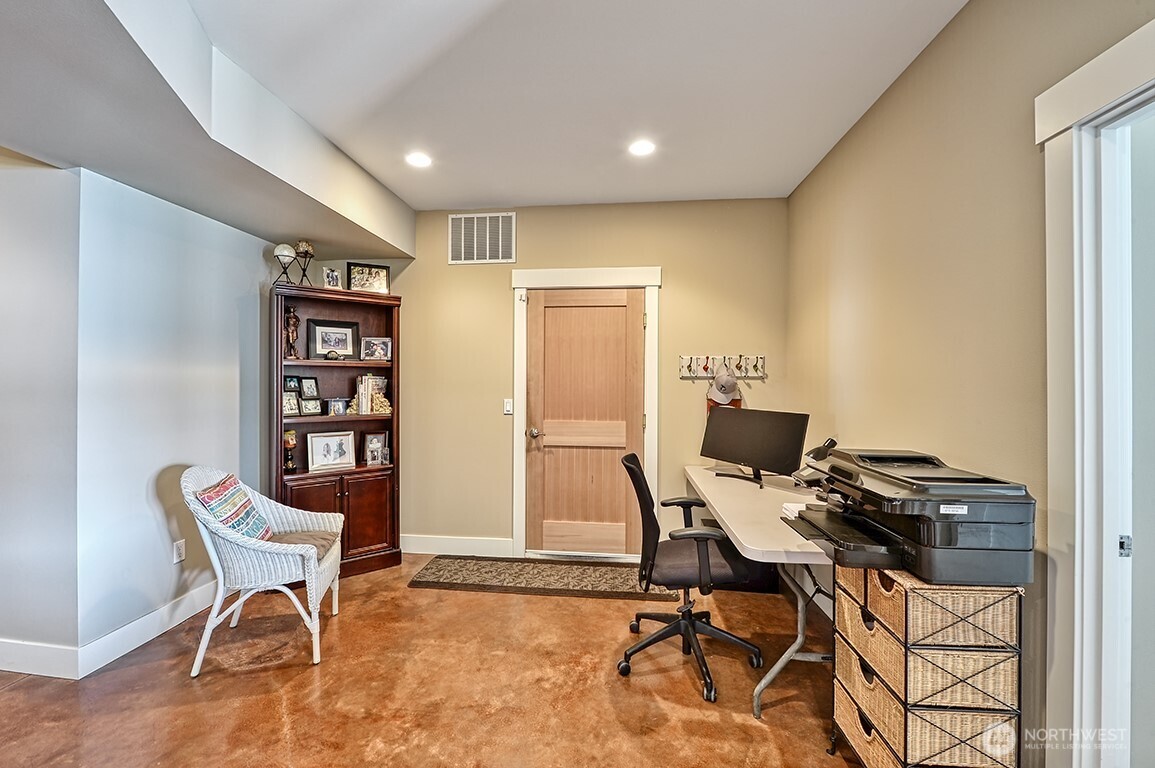 3042 Northshore Road , Bellingham, WA 98226