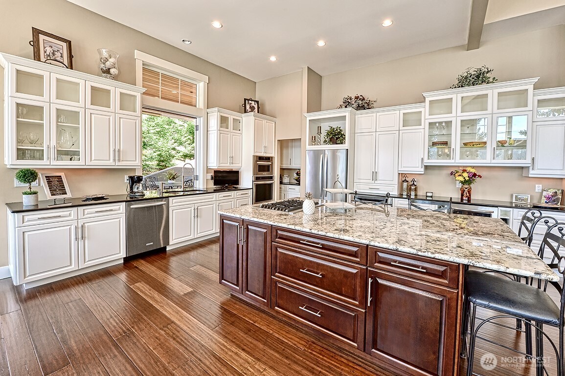 3042 Northshore Road , Bellingham, WA 98226