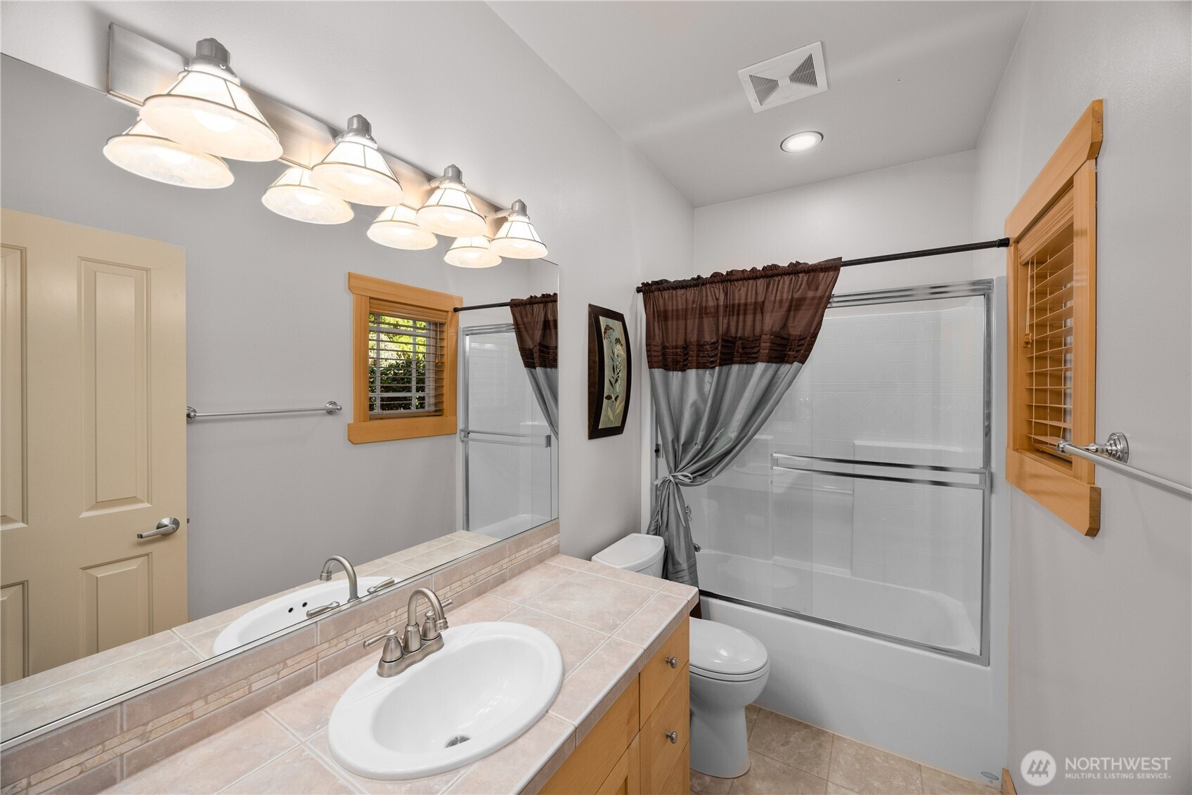 7402 229th Place SE, Woodinville, WA 98072-6009