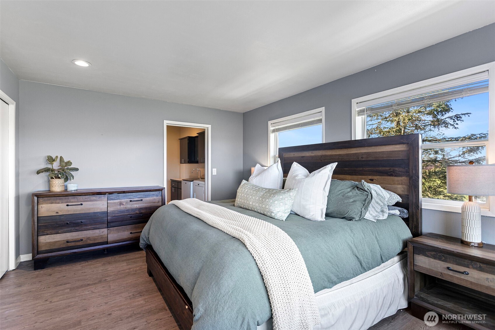 9405 Thomle Road , Stanwood, WA 98292