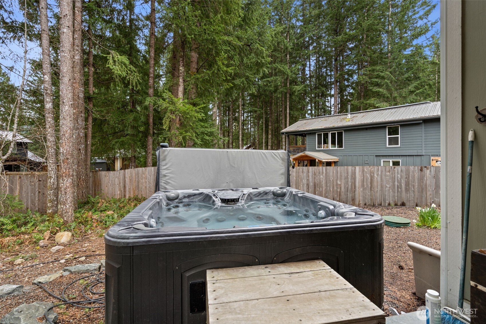 103 Mountain View Lane S, Packwood, WA 98361